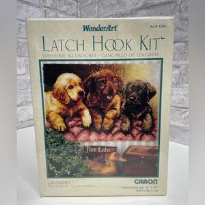 WonderArt Lab Puppies Latch Hook Kit by Caron # 4386 New In box 24 X 34" NIB